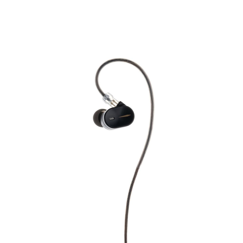 MOONDROP CHU III earphone, product photograph